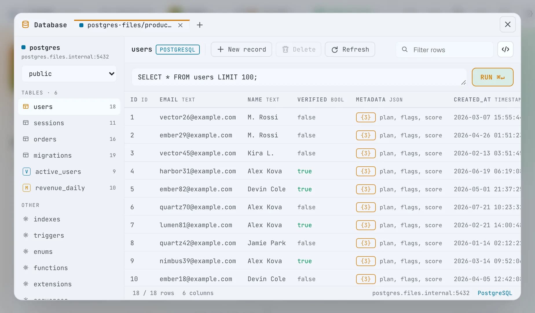 Cloady Base de datos · una tabla de Postgres con barra de consultas